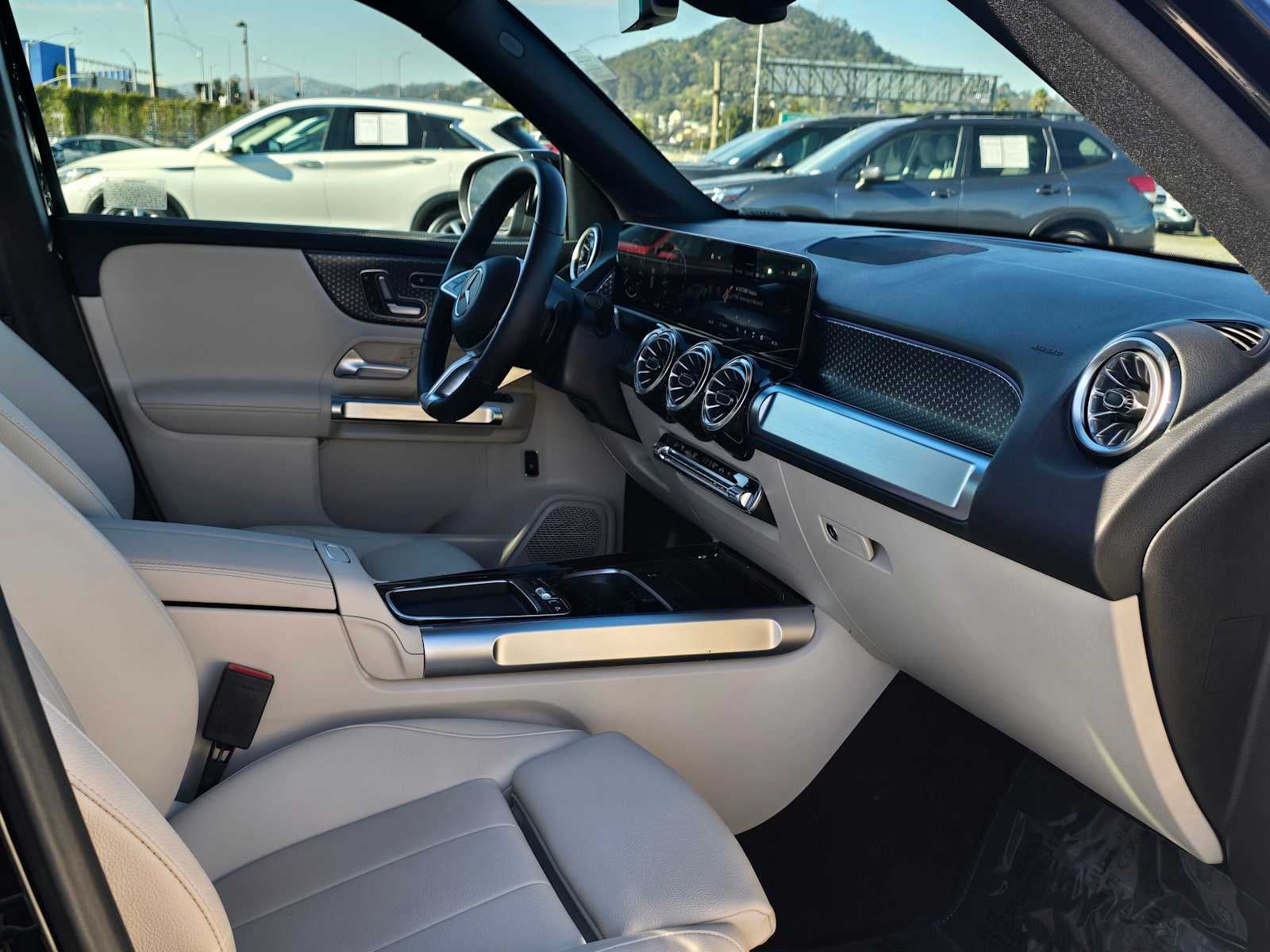 2025 Mercedes-Benz GLB GLB 250