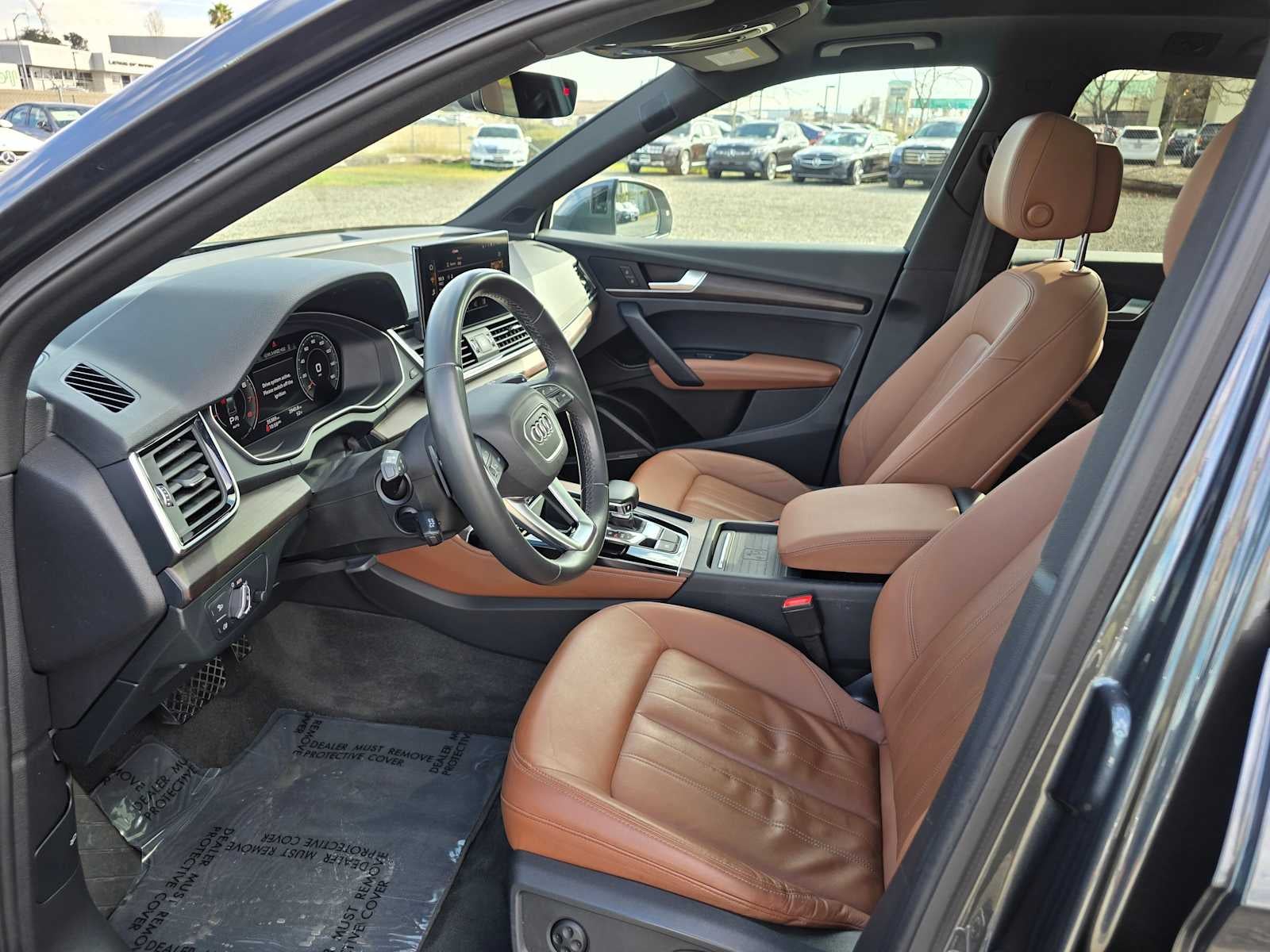 2022 Audi Q5 S line Premium Plus