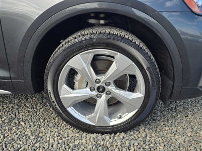 2022 Audi Q5 S line Premium Plus