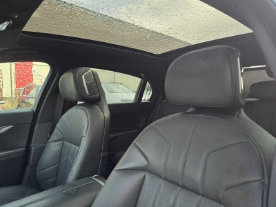 2024 BMW 7 Series 740i