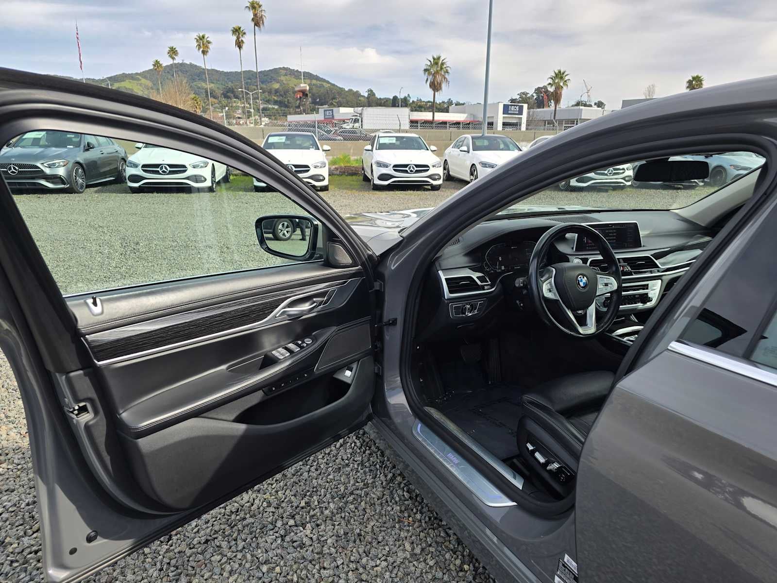 2020 BMW 7 Series 745e xDrive iPerformance