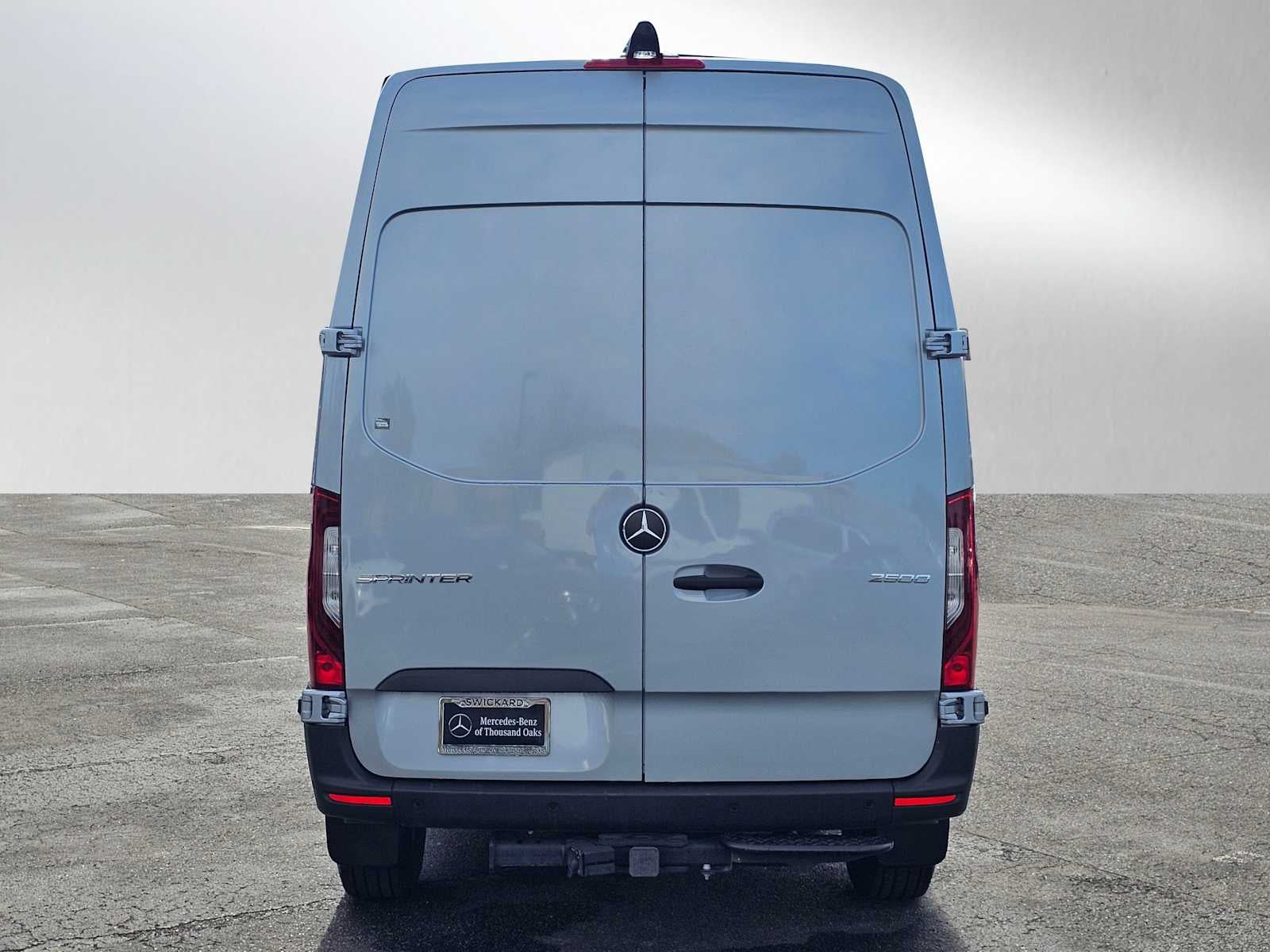 2025 Mercedes-Benz Sprinter 2500 Standard Roof I4 Diesel HO 144" RWD