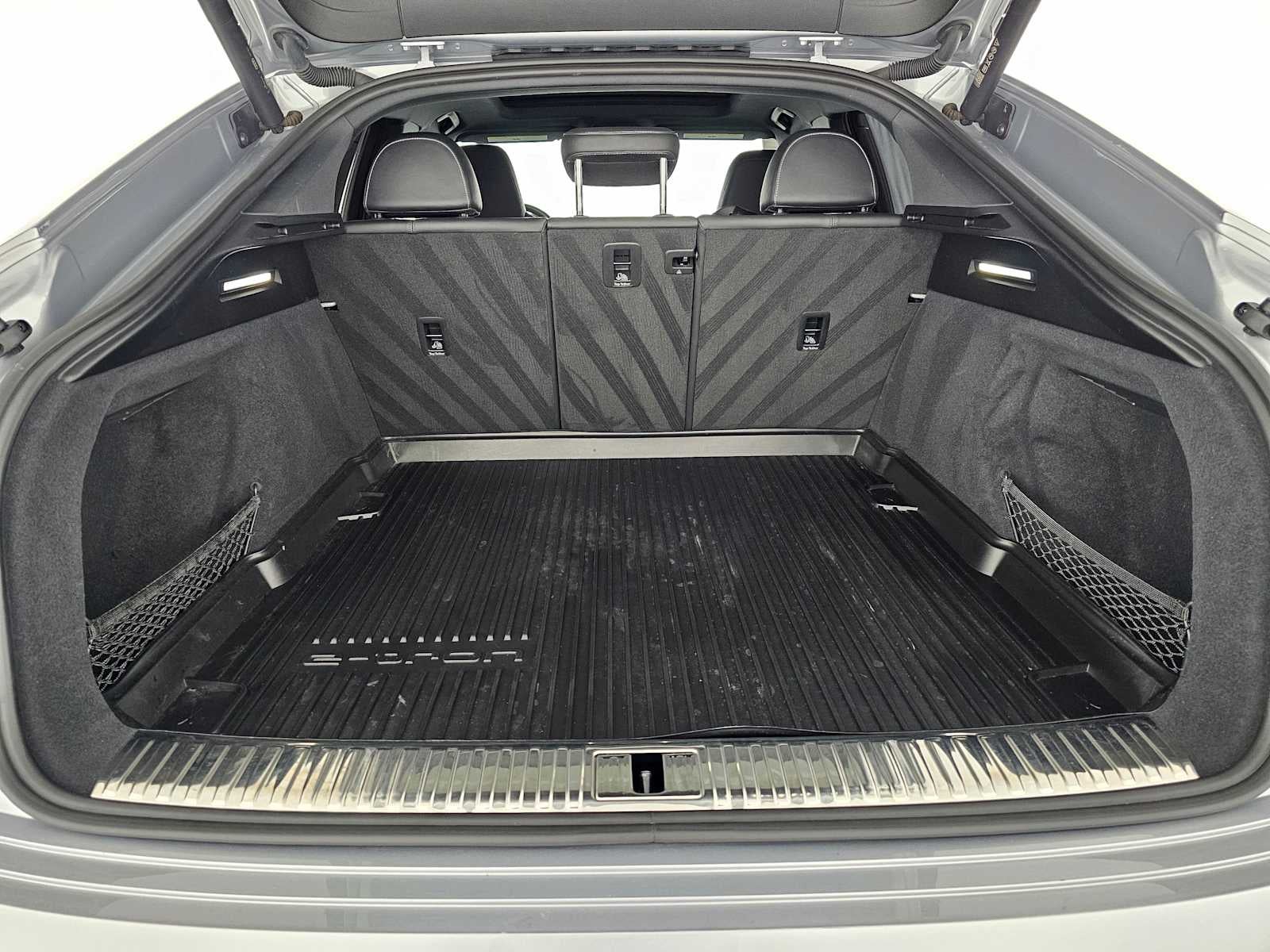 2022 Audi e-tron S Sportback Prestige