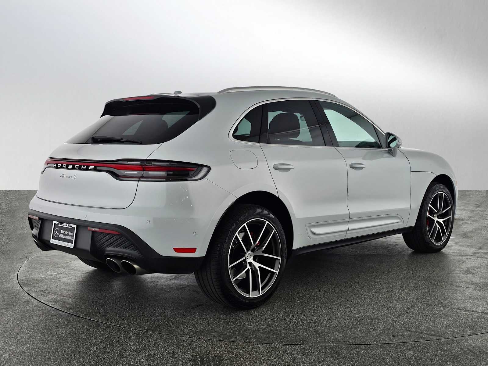 2024 Porsche Macan S