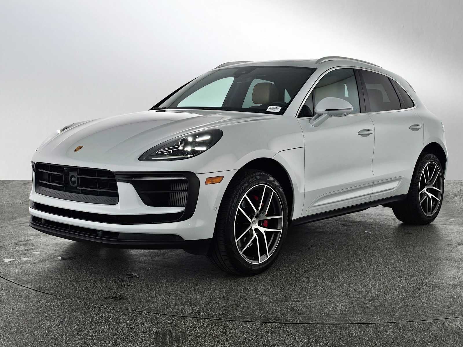 2024 Porsche Macan S
