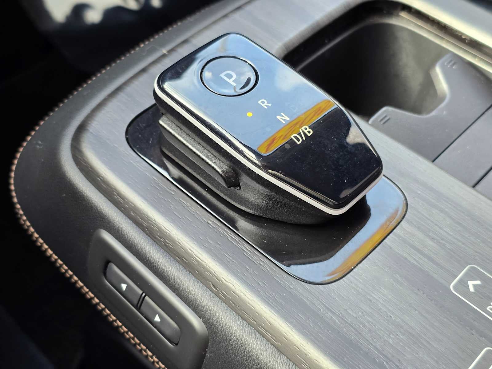 2024 Nissan Ariya ENGAGE