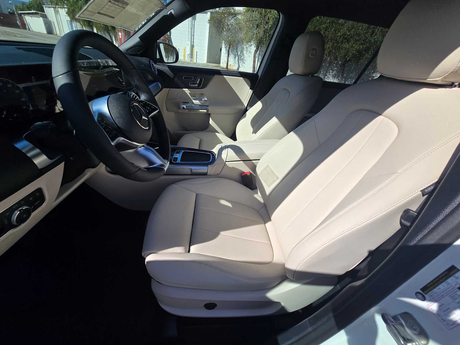 2025 Mercedes-Benz GLB GLB 250