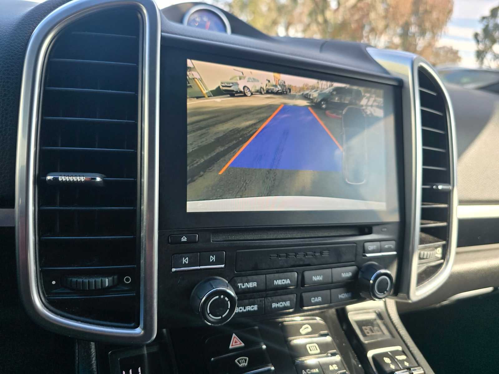 2018 Porsche Cayenne Platinum Edition