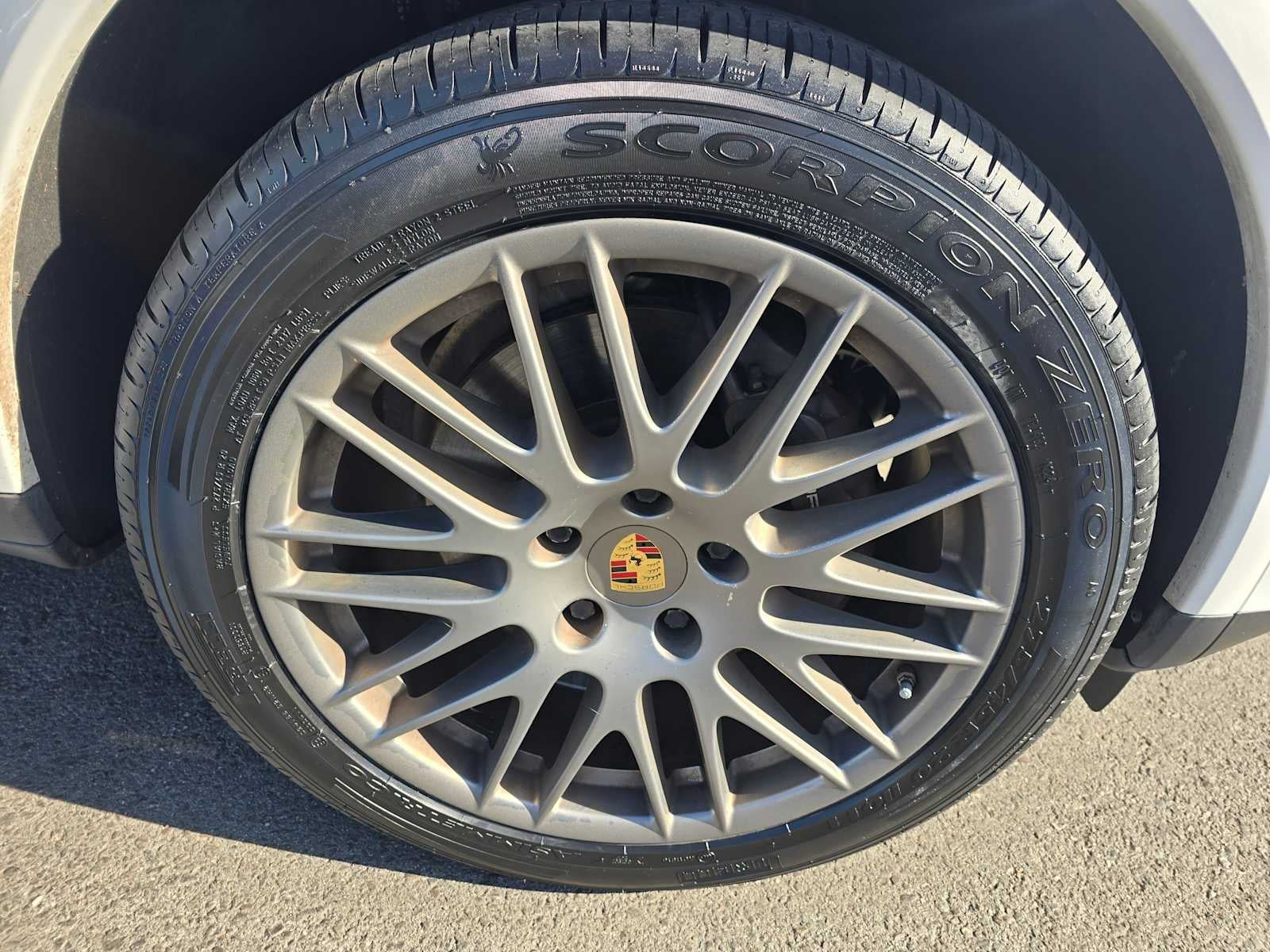 2018 Porsche Cayenne Platinum Edition